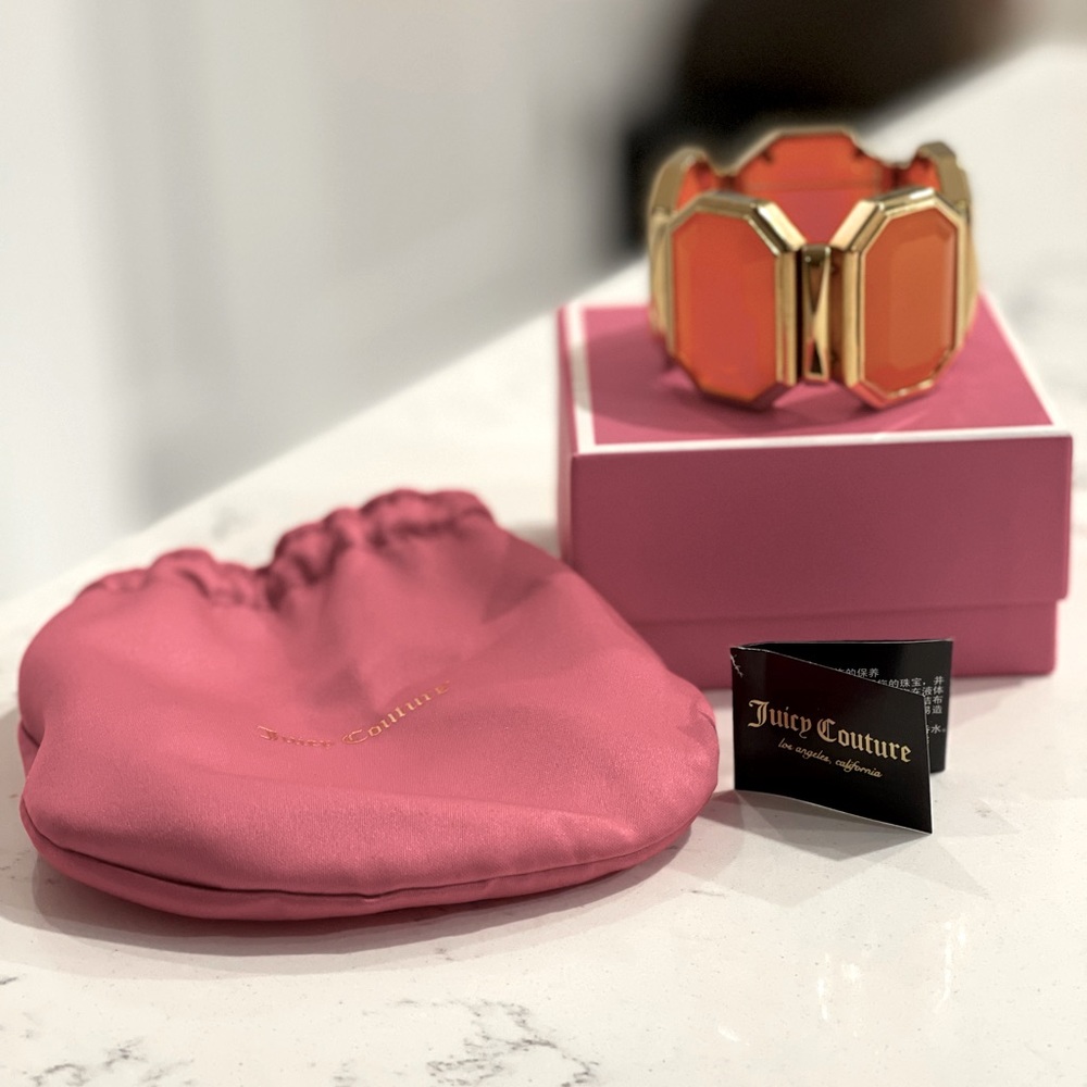 Juicy Couture elastic bangle
